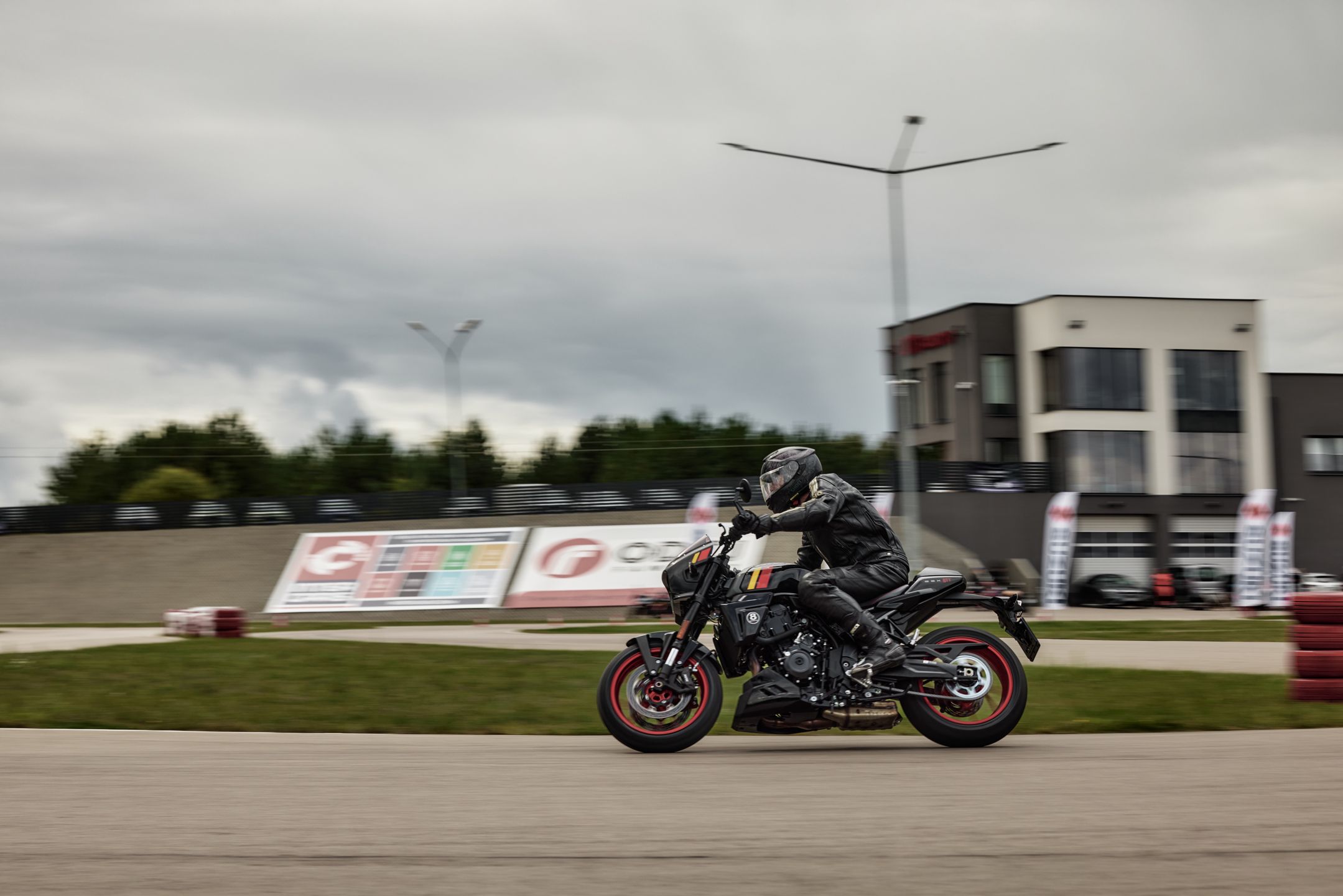Suzuki GSX-8TT