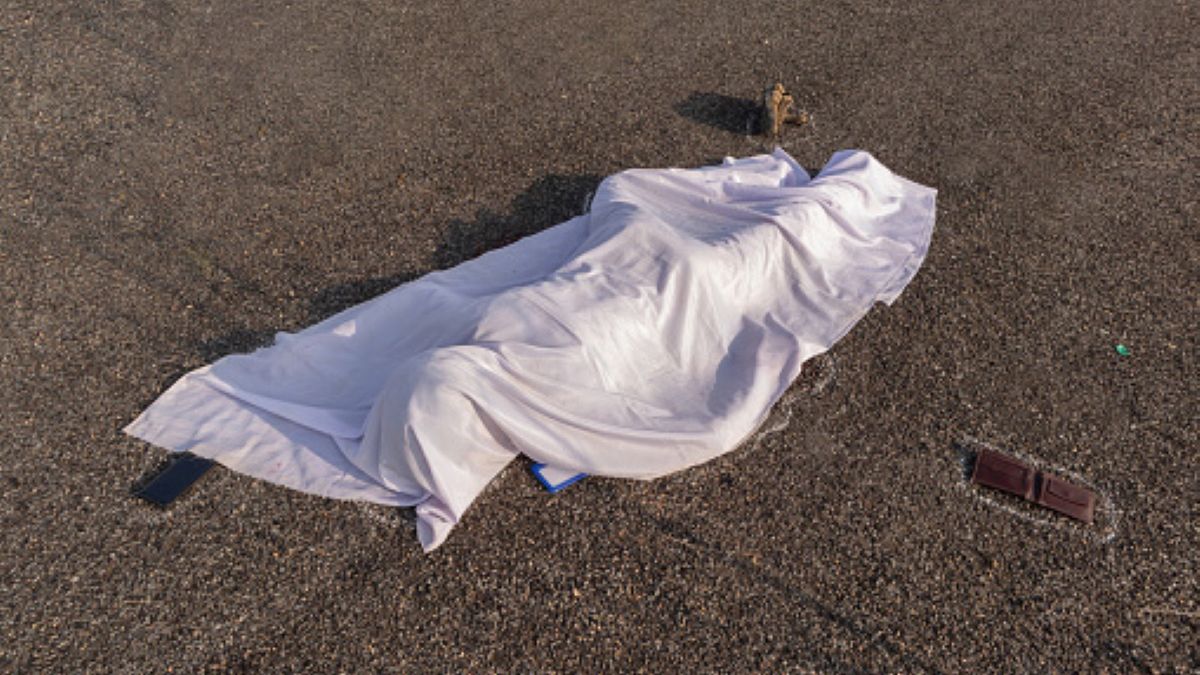 Funkcjonariusze zajrzeli do plastikowej torby. W środku znajdowały się zwłoki 9-latka (zdjęcie ilustracyjne) 