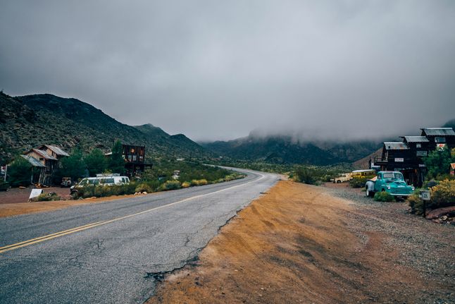 Olympus OM-D E-M1, 12-40/2.8 Pro, 1/250 s, f/2.8, ISO 320, 0.3, Red Rock Canyon