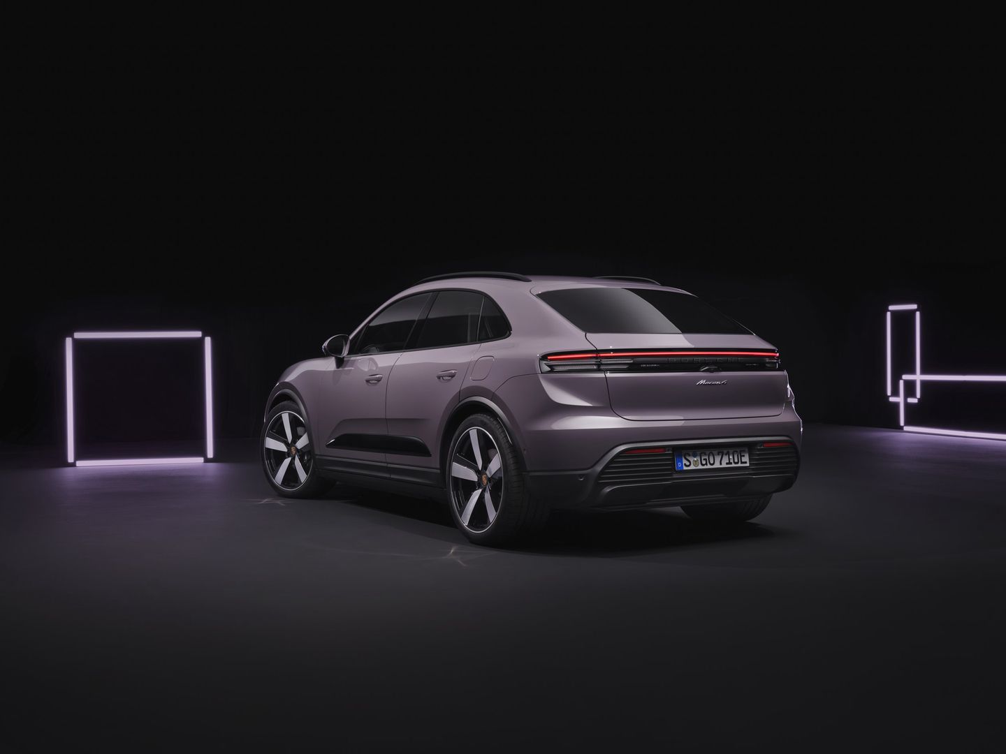 Porsche Macan (2024)