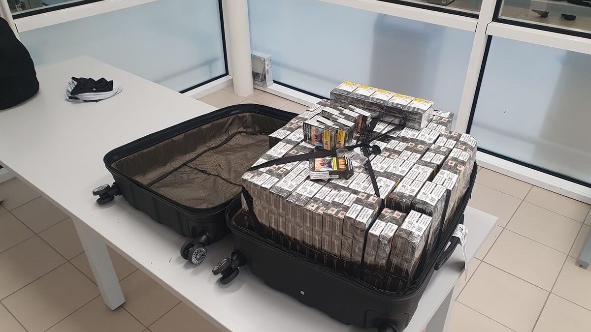 Ponad 1,3 tys. paczek nielegalnych papierosów