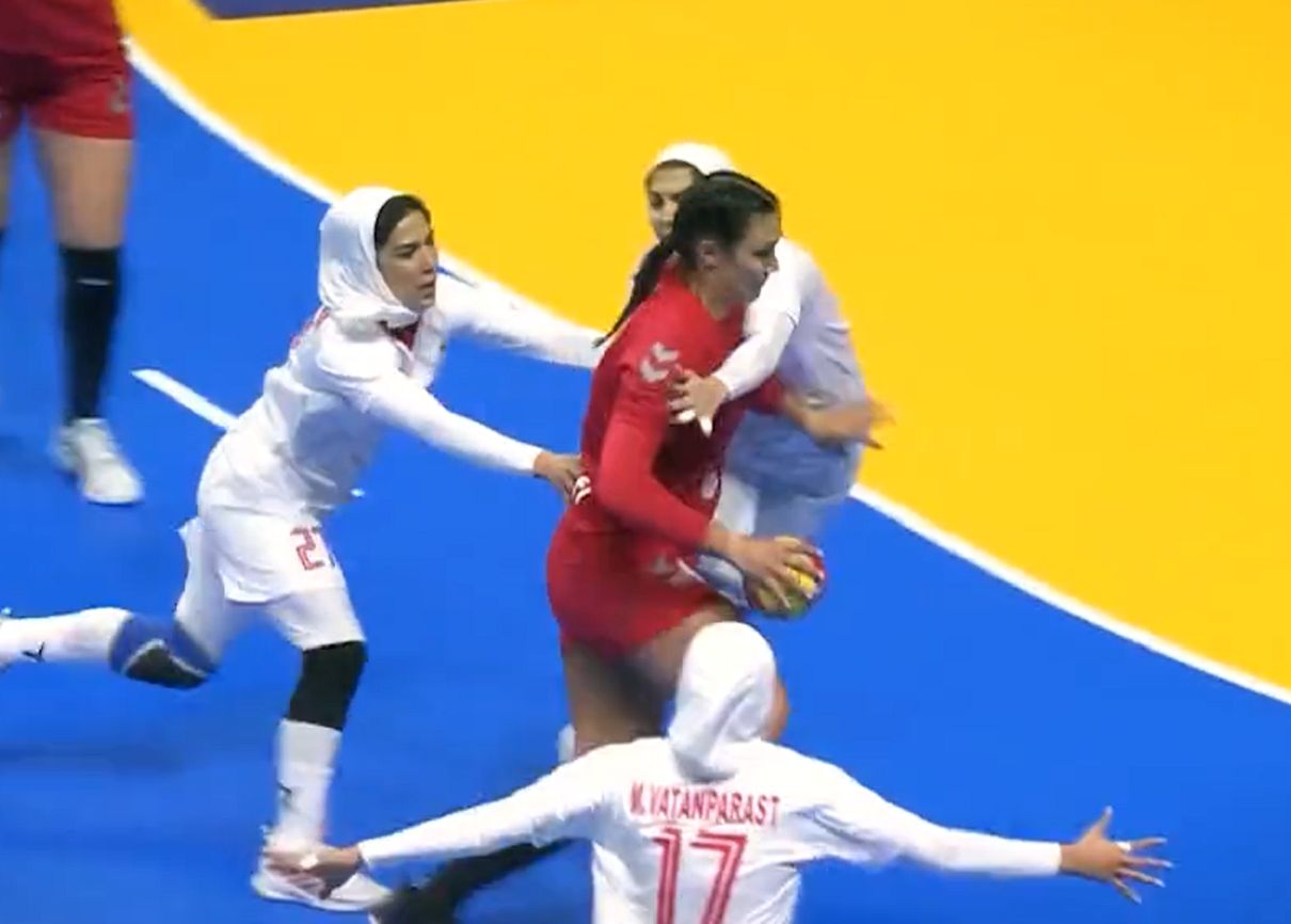 Rumunia - Iran, Twitter.com/ihf_info