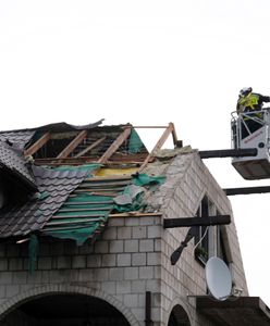 Burze nad Śląskiem. Tysiące odbiorców bez prądu. Liczenie strat