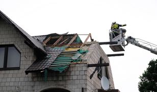 Burze nad Śląskiem. Tysiące odbiorców bez prądu. Liczenie strat