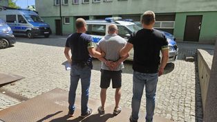 Brutalny napad na jubilera i kradzież biżuterii. Policja zatrzymała drugiego sprawcę