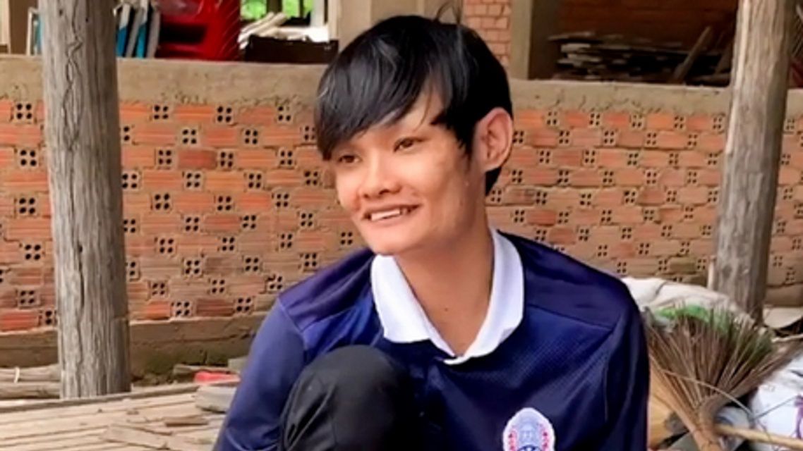 Bong Thet zmaga się z nieuleczalną chorobą.