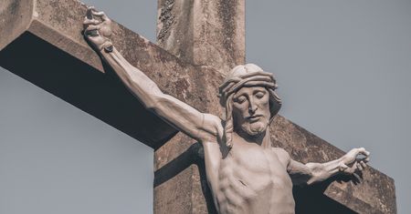 Nastolatek rozbił gipsową figurę Chrystusa. Skargę kasacyjną do SN złożył Zbigniew Ziobro