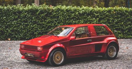Sbarro Super Eight V8 na sprzedaż. To ferrari w nadwoziu hot hatcha