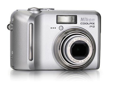 Nikony Coolpix P1 i P2 miały umocnić pozycję Nikona na rynku aparatów z Wi-Fi. Tak myślano w 2005 roku.