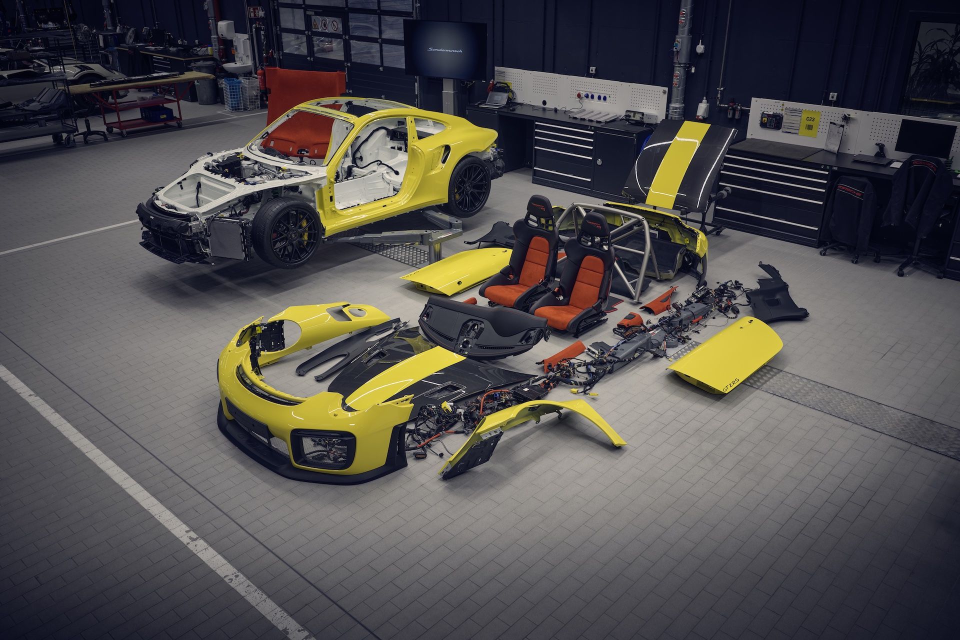 Porsche Flachbau RS (2026) - proces rozwoju i budowy