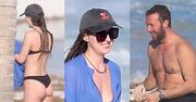 Zakochani Dakota Johnson i Chris Martin demonstrują piękne ciała na wakacjach w Meksyku (ZDJĘCIA)