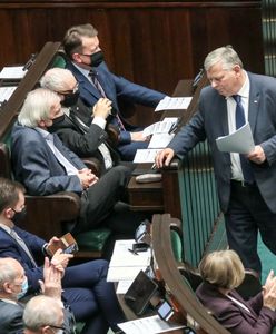 Czy PiS może odrzucić weto prezydenta? Tyle potrzebuje głosów