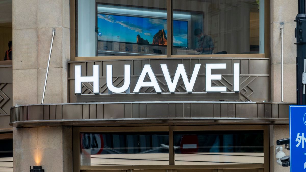 Brytyjski rząd uznał Huawei za firmę nie godną zaufania /fot. GettyImages