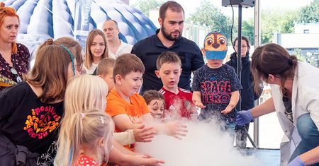 Rodzinny piknik w centrum miasta. Zobacz co można robić w weekend w Lublinie