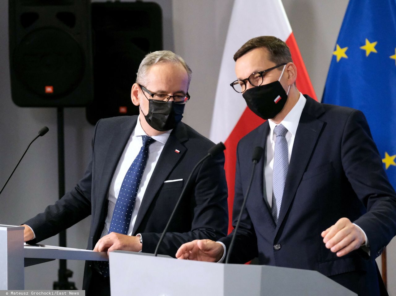 Adam Niedzielski i Mateusz Morawiecki mają ogłosić nowe "obostrzenia" 