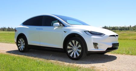 Tesla posądzona o szpiegowanie w Chinach