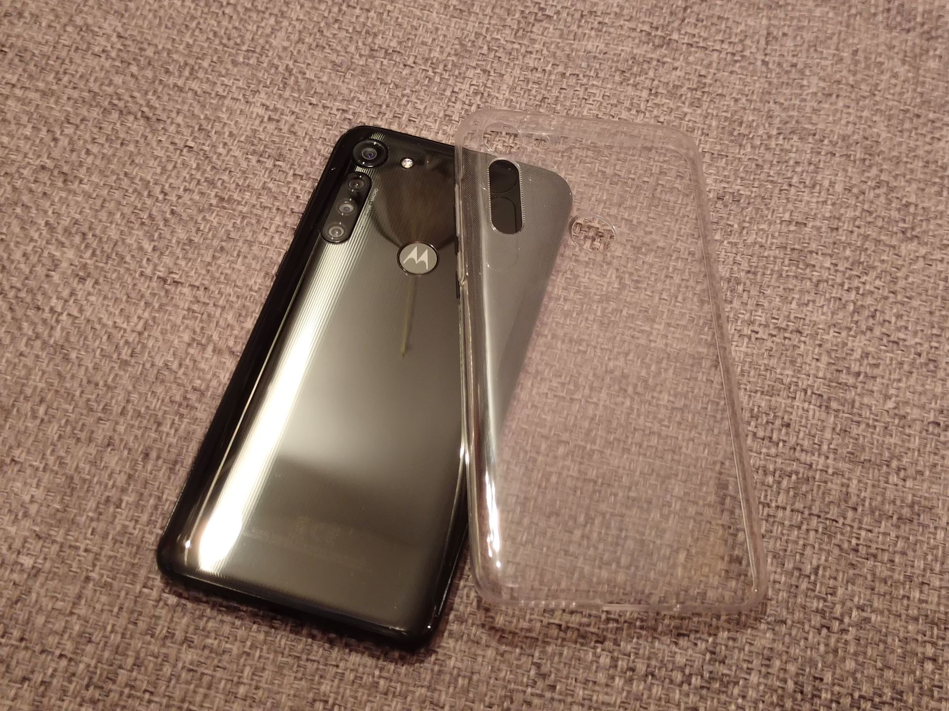 Motorola Moto G8 Power: test telefonu z dużą baterią za 1000 zł 3