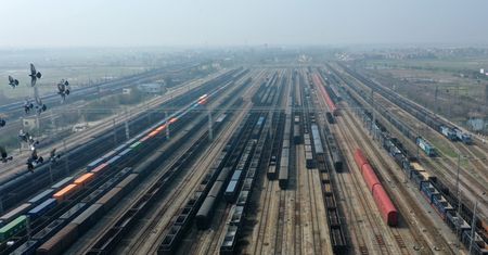 PKP Cargo potwierdza zwolnienia. Związkowcy chcą rekompensat za decyzje Morawieckiego