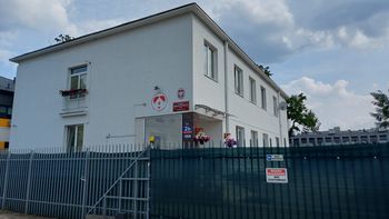 Nielegalni migranci w skierniewickim domu dziecka
