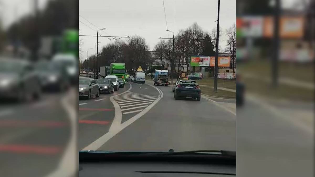 Zderzenie volvo i opla na ul. Diamentowej w Lublinie