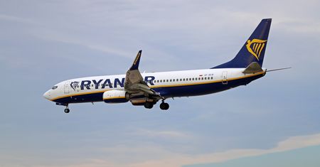 Ryanair szuka ludzi do pracy. Oferta zaskakuje