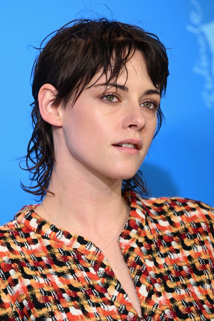 Kristen Stewart w "mixie cut"