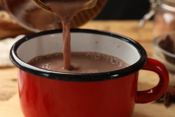 Dzieci ją kochają. Niewielu ma świadomość, że przed snem działa jak melisa, a nawet lepiej