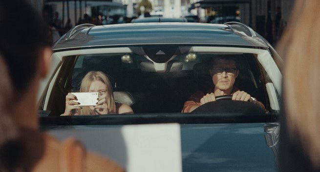 Krajowa Rada Bezpieczeństwa Ruchu Drogowego w kampanii społecznej przestrzega przed brawurą na drogach