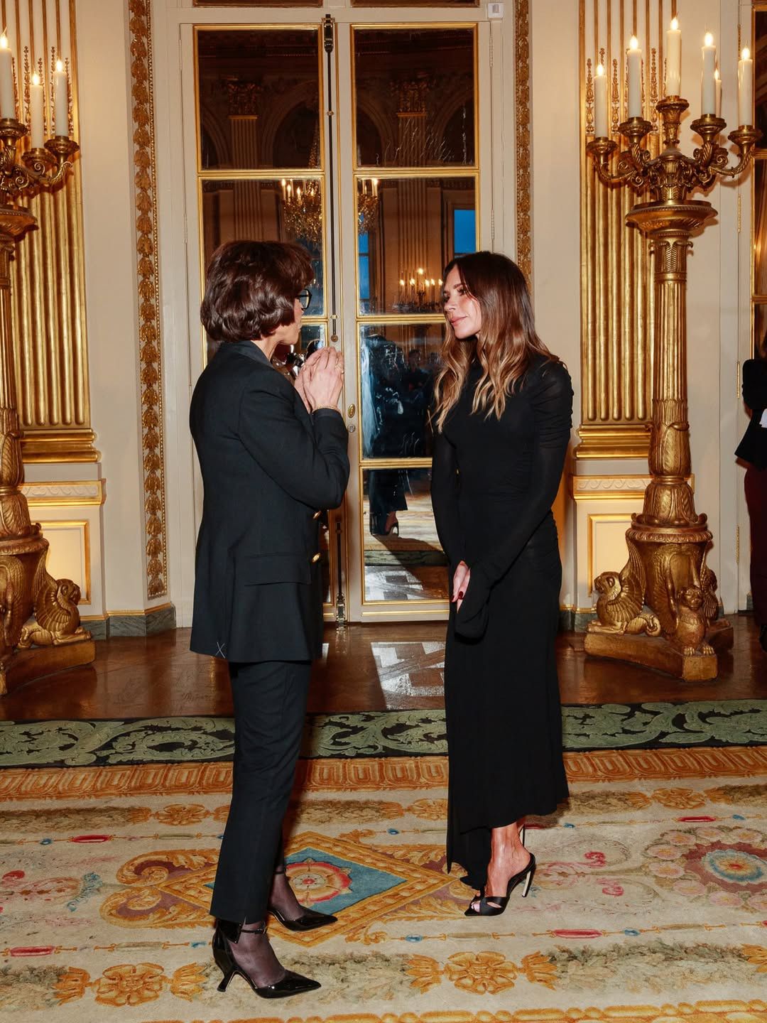 Victoria Beckham z rodziną w Paryżu