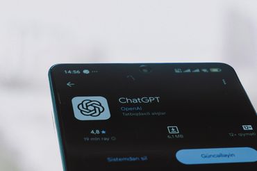 OpenAI bliskie pozyskania 100 mld dolarów. 