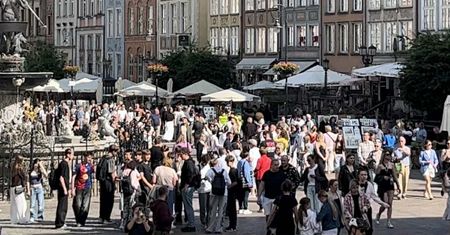 Polskie miasto pęka w szwach. Gigantyczne tłumy na ulicach