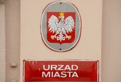 Neutralność polityczna w urzędach? Zapomnij