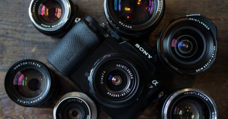 Voigtländer 21 mm f/4 Color Skopar P-Typ, czyli małe zaskoczenie [test]