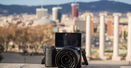 Sony A5100 - mały na zewnątrz, wielki w środku [test]