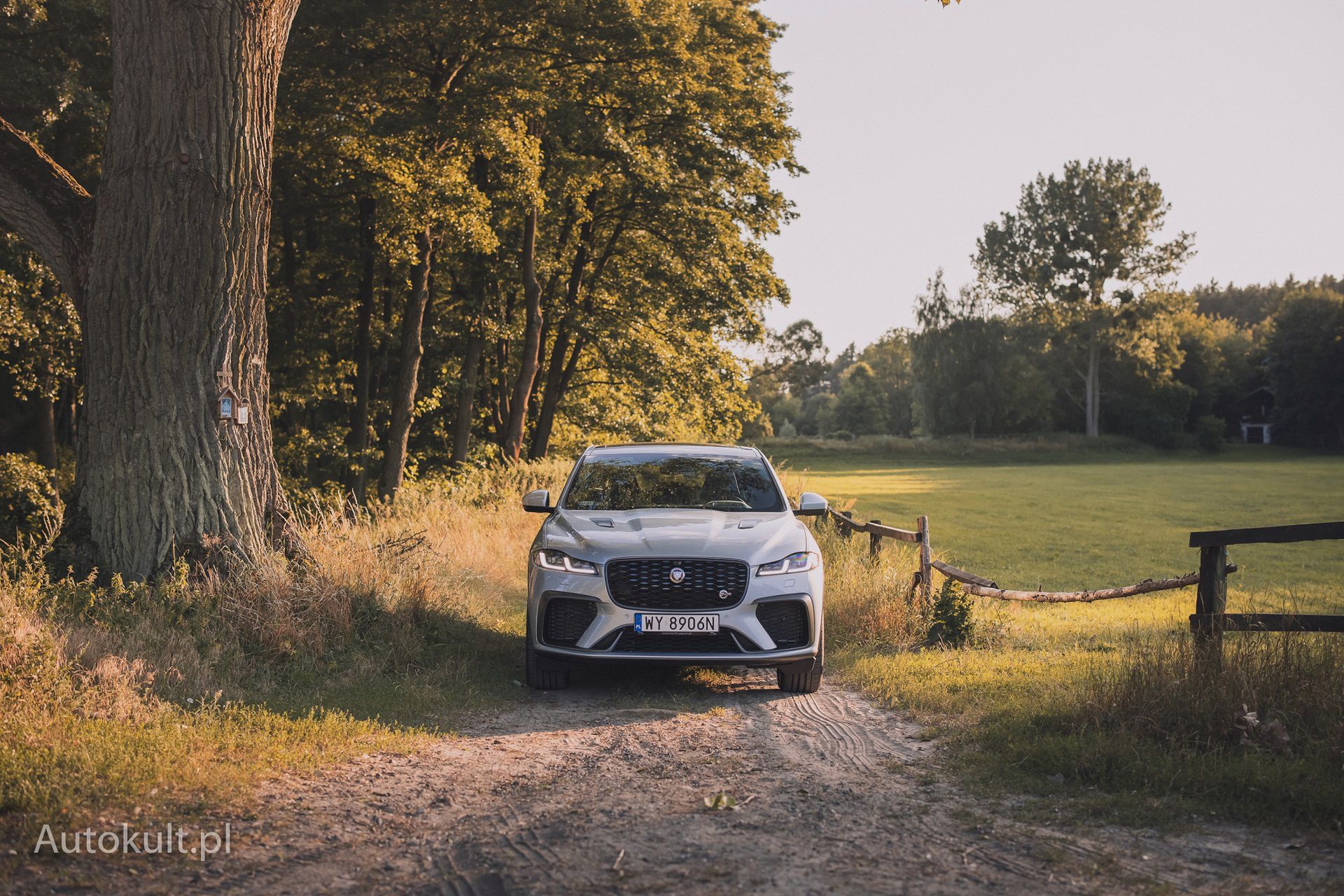 Jaguar F-Pace SVR (2022)