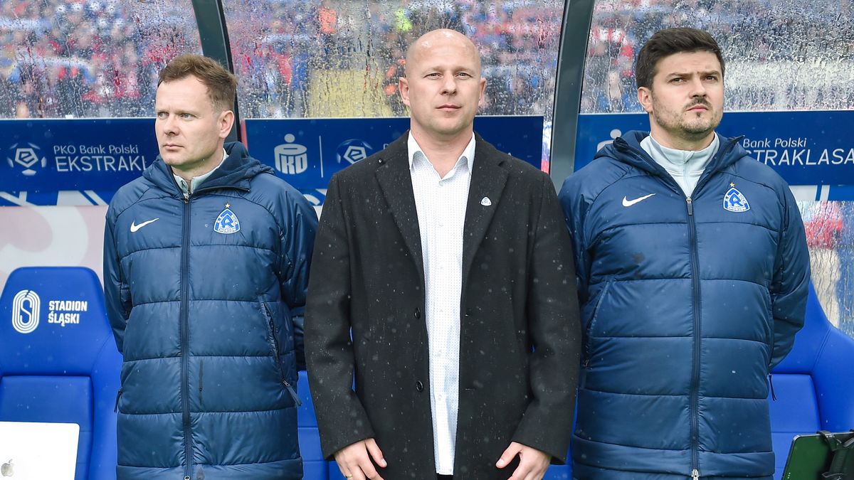 PAP / PAP/Michał Meissner / Janusz Niedźwiedź nie poprawił sytuacji Ruchu Chorzów 