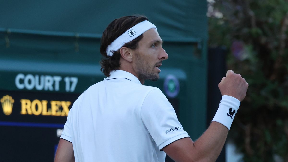 PAP/EPA / NEIL HALL / Na zdjęciu: Arthur Rinderknech