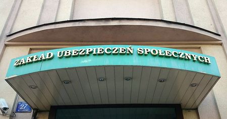 Rząd: 5 lat na decyzję o zwrocie nienależnie pobranych świadczeń społecznych