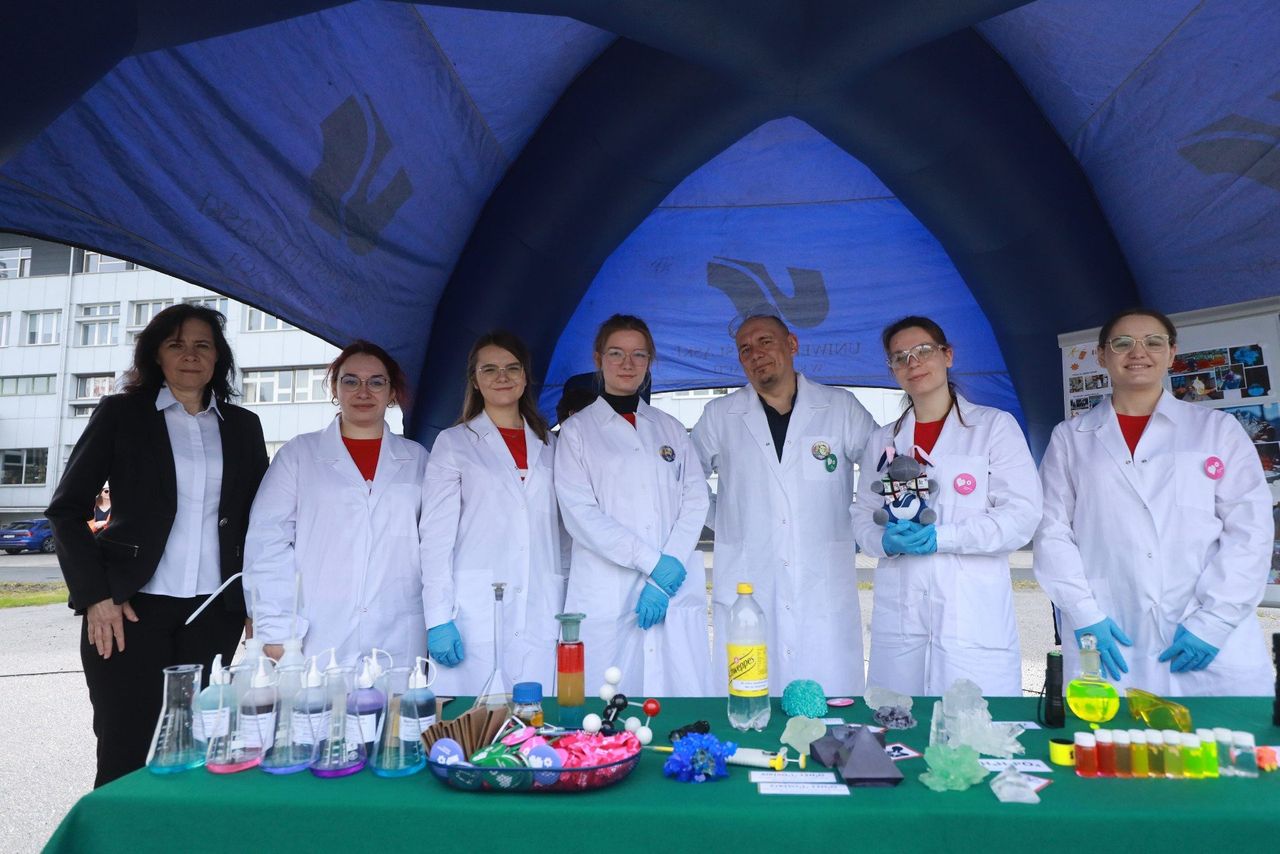 20 laboratoriów pod zielonym dachem. Ruszyła wielka inwestycja Uniwersytetu Śląskiego w Katowicach. Tak będzie wyglądało Centrum Chemii