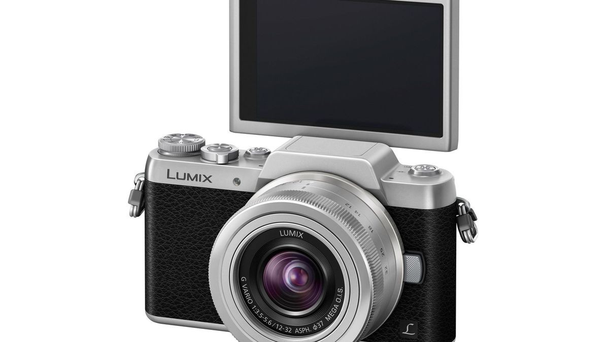 Panasonic Lumix GF7 – stylowy maluch z dotykowym ekranem do zdjęć selfie 1