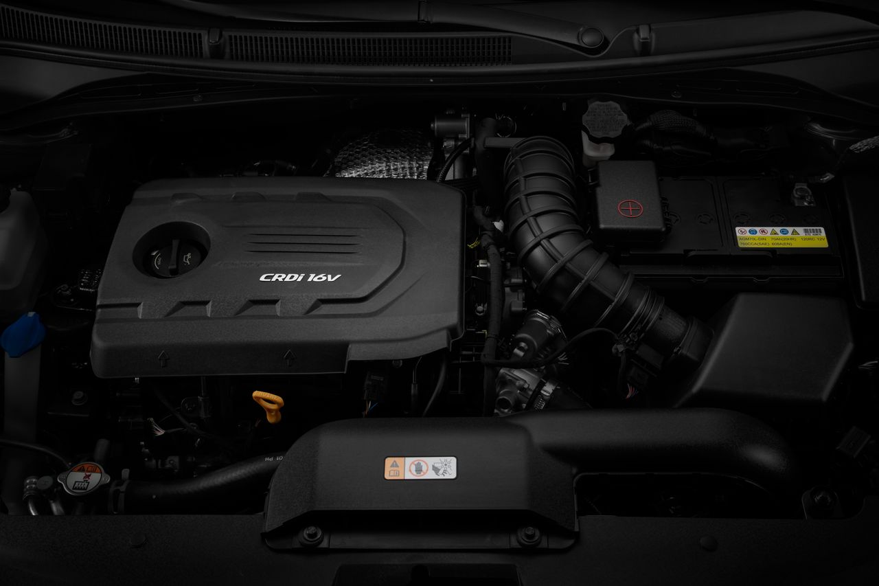 Silniki Diesla Hyundaia i40 to jednostki o pojemności 1,7 litra, przez co odstają osiągami od konkurencyjnych 2.0. Za to są trwałe i niezawodne.