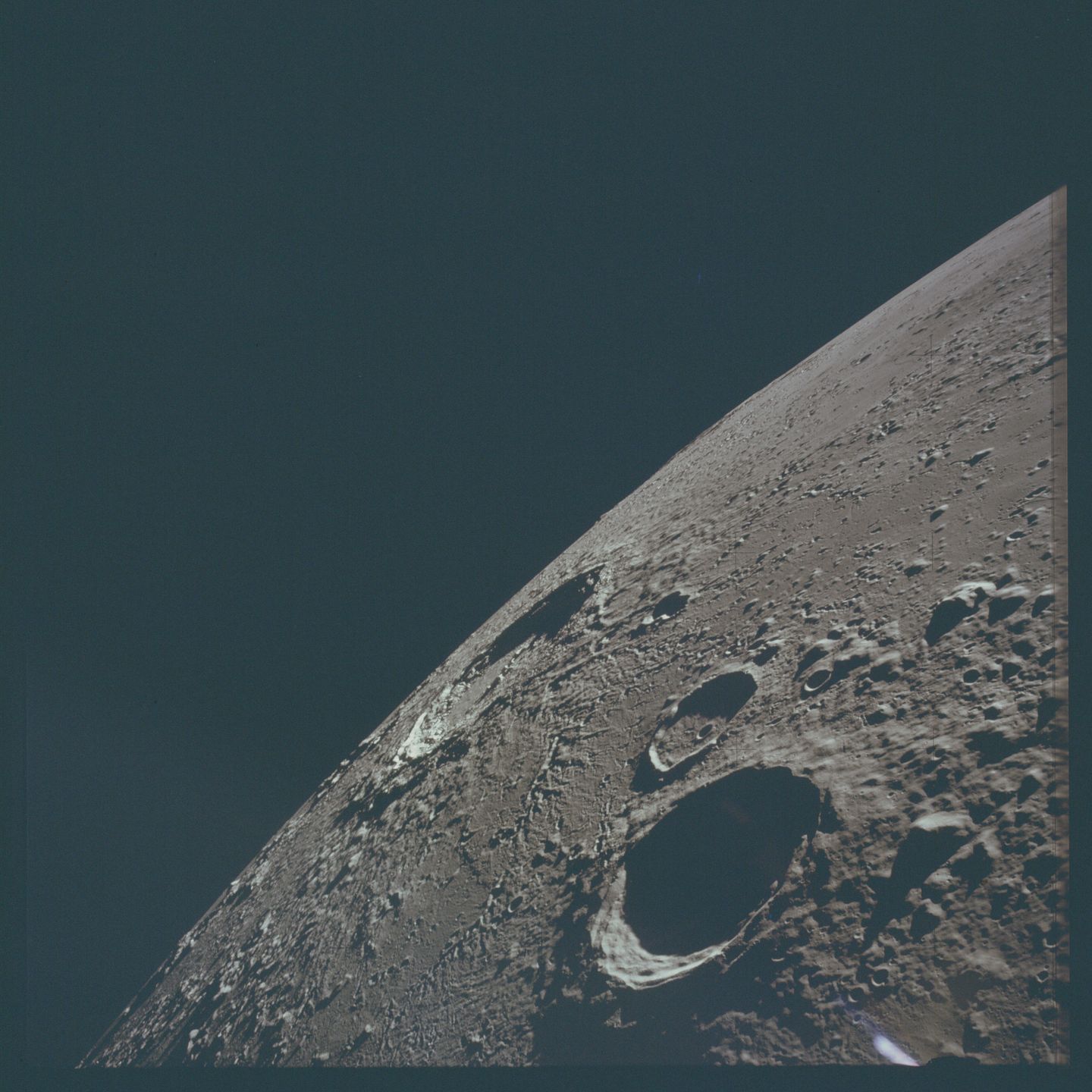 Tysiące zdjęć z misji Apollo 11 na Księżyc w archiwum NASA 2