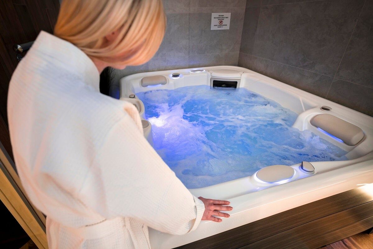 Jacuzzi w Strefie Wellness Domu na Podwalu
