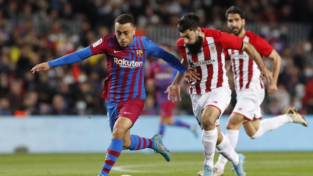 PAP/EPA / Na zdjęciu: Sergino Dest (z lewej)