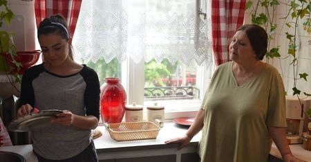 Dziewczyny ze Lwowa, odc. 6: Olyia nie straci pracy