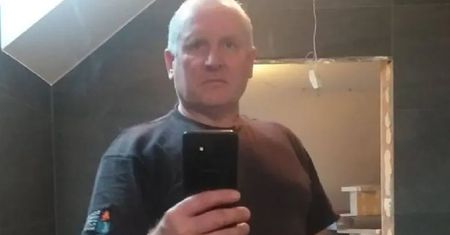 Jacek Jaworek otrzymał przesyłkę z Francji. Wysłał ją sam do siebie?