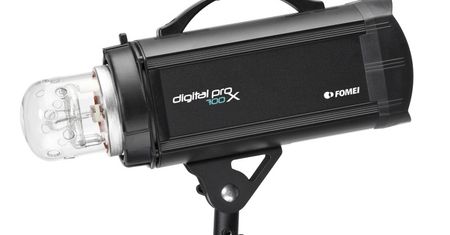 Fomei Digital PRO X 700 - lampa studyjna z możliwością sterowania ze smartfona