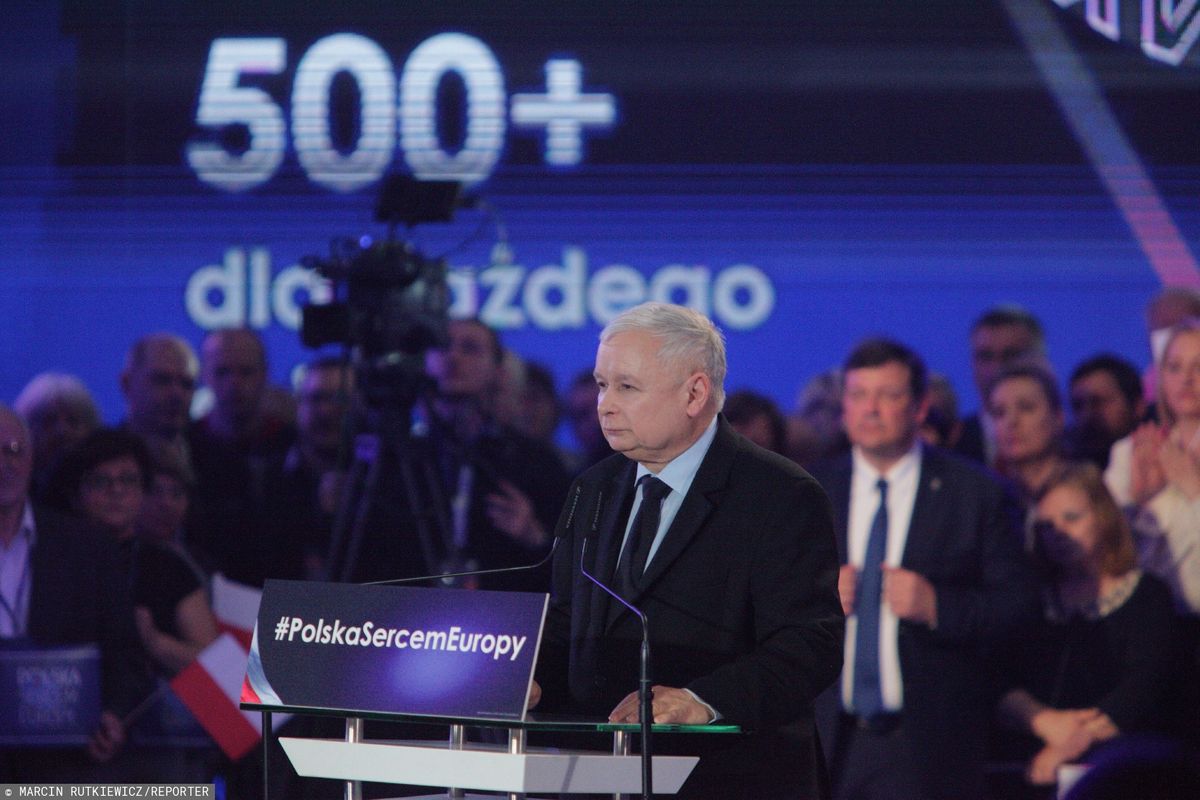 Wybory parlamentarne 2019. 500 plus i Rafał Trzaskowski jako "kozioł ofiarny" PiS. Jarosław Kaczyński znalazł nowy "straszak"