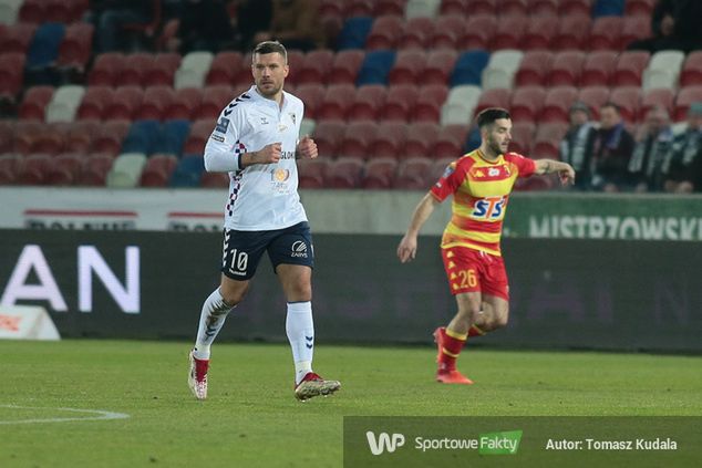 Lukas Podolski często dogrywa dobre piłki kolegom, ale nie zawsze te okazje są wykorzystywane