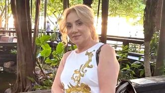 Danuta Martyniuk kontynuuje eksplorowanie Australii, pozując z krokodylem. Fotką pochwalił się... Daniel Martyniuk
